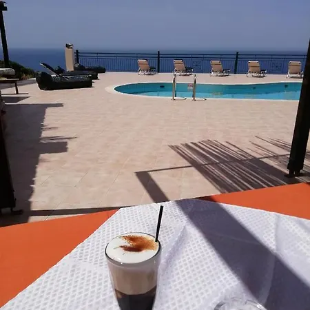 Hill Of Calm Hotel 2*
